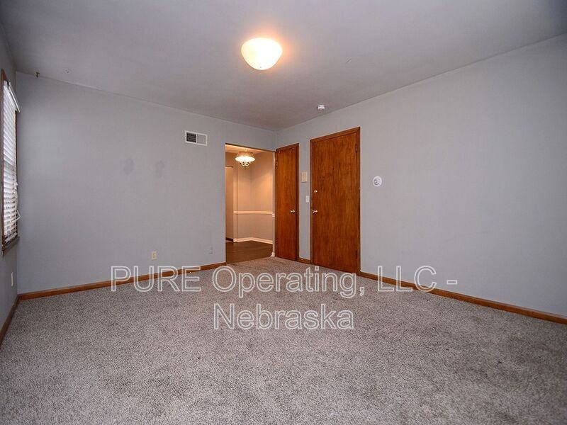 220 Nav #4 - Photo 4 of 26