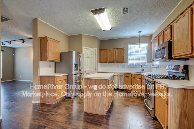 1809 Newton Dr - Photo 6 of 18