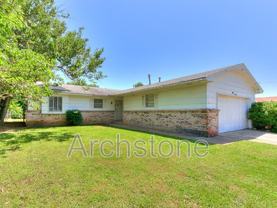 8814 Ne 13th St - Photo 1 of 1