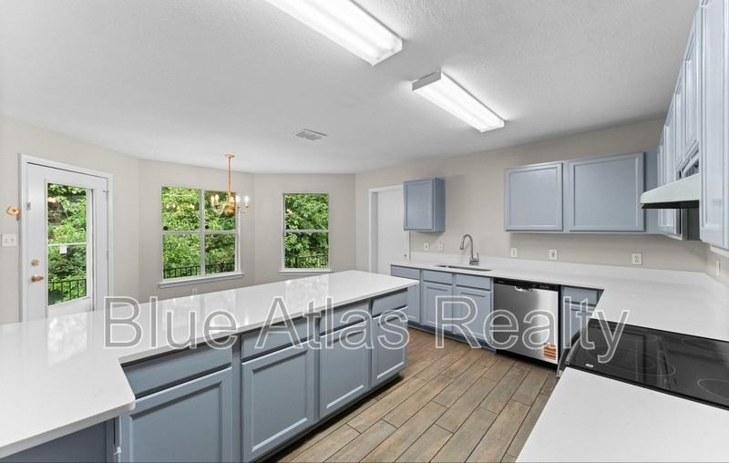 1817 Cedarbriar Dr - Photo 6 of 16