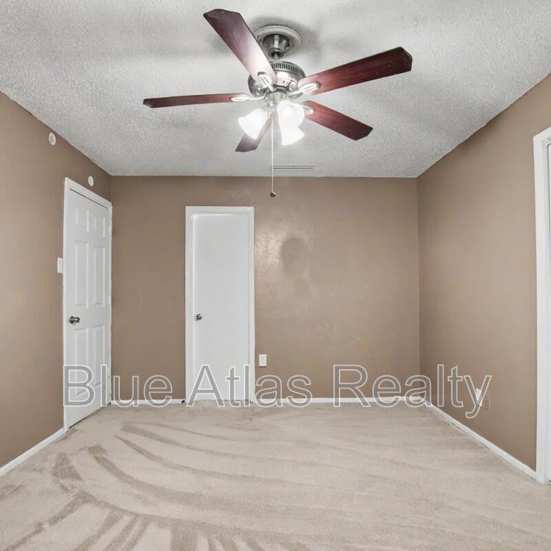 805 Cherry Hills Dr - Photo 5 of 19