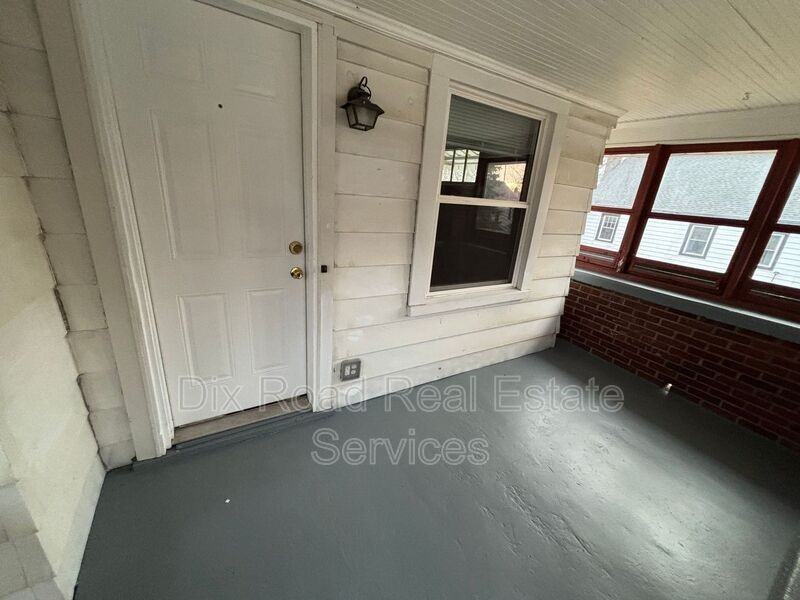 2404 Mundale Ave - Photo 4 of 21