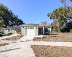 featured image of 332 Woodlawn Ave