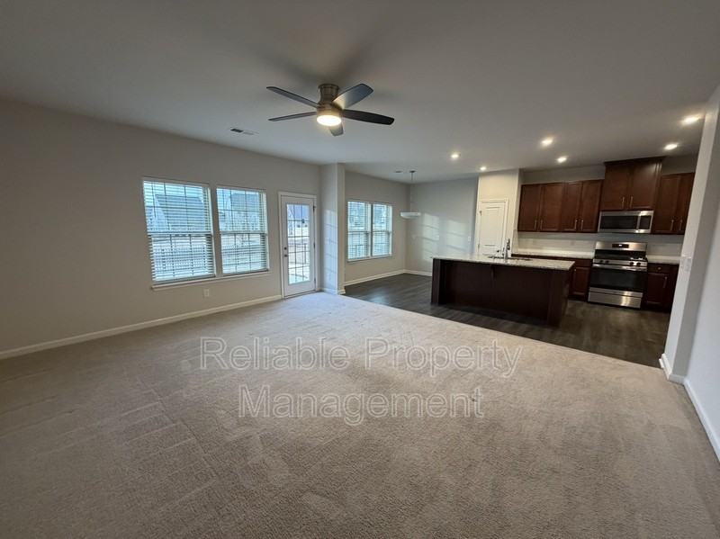 1673 Ripley Woods St - Photo 7 of 28