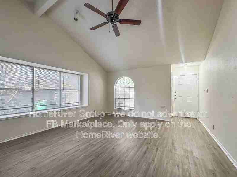 6042 Broadmeadow - Photo 6 of 21