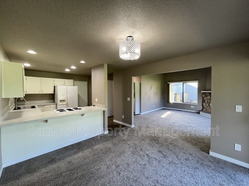 20635 Nw Lapine Way - Photo 7 of 25