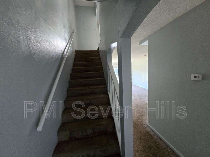 2325 W Pensacola St #136 - Photo 6 of 13