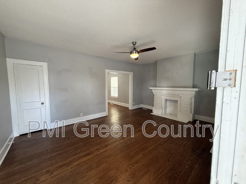 620 S Zunis Ave - Photo 4 of 16