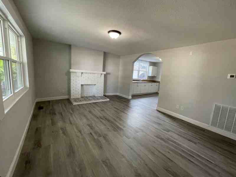 1408 Iredell Ave - Photo 5 of 20