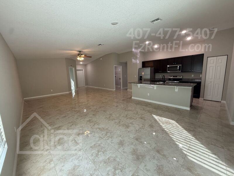 577 Sea Fury Ave Sw - Photo 2 of 19