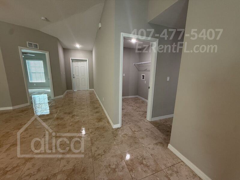 577 Sea Fury Ave Sw - Photo 5 of 19