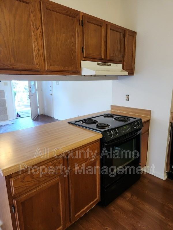 6234 Valley Castle - Photo 4 of 14