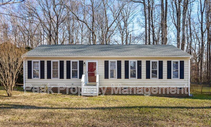 12405 Locustgrove Rd - Photo 2 of 23