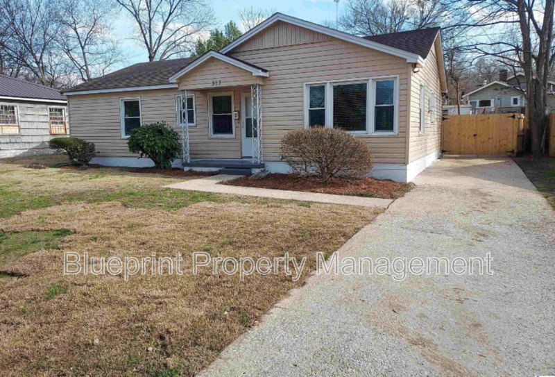 513 10th Ave S - Photo 2 of 13