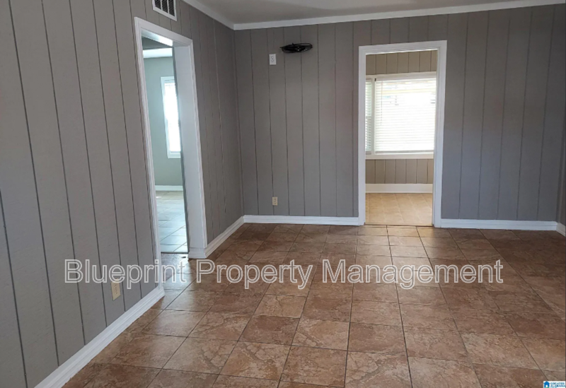 513 10th Ave S - Photo 3 of 13