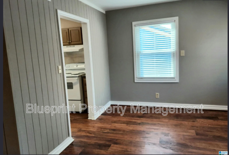 513 10th Ave S - Photo 4 of 13