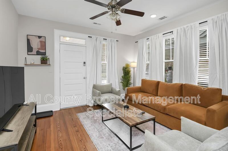 1035 Kinard Ct - Photo 5 of 17