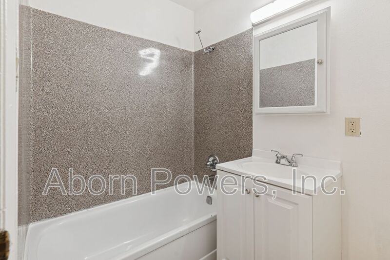 2807 Manor Dr #2813 - Photo 5 of 10