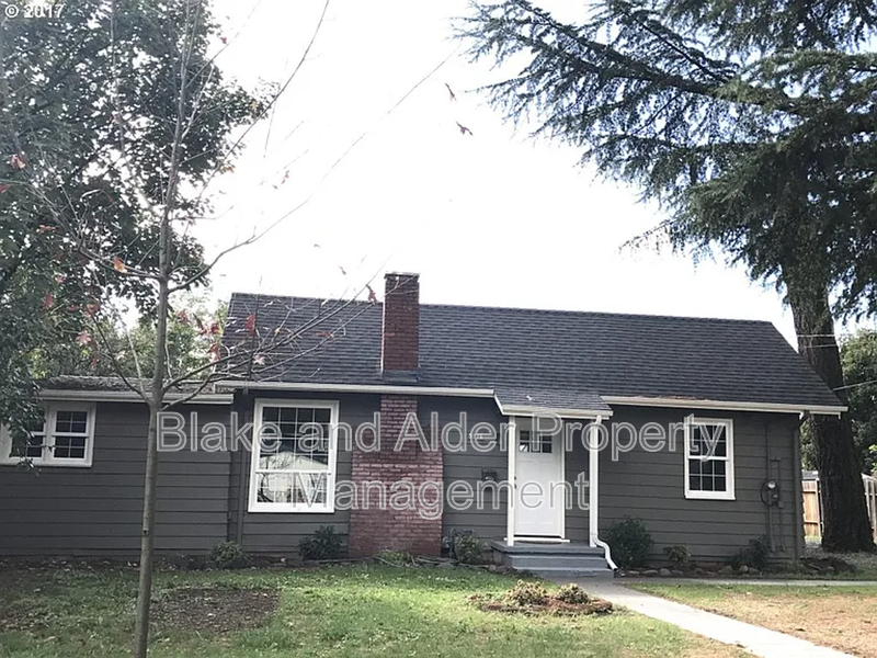 5916 Se Knapp St - Photo 2 of 26