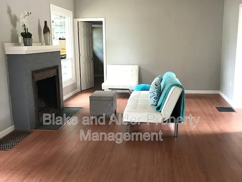 5916 Se Knapp St - Photo 3 of 26