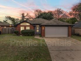 4417 Briarwood Dr - Photo 1 of 1