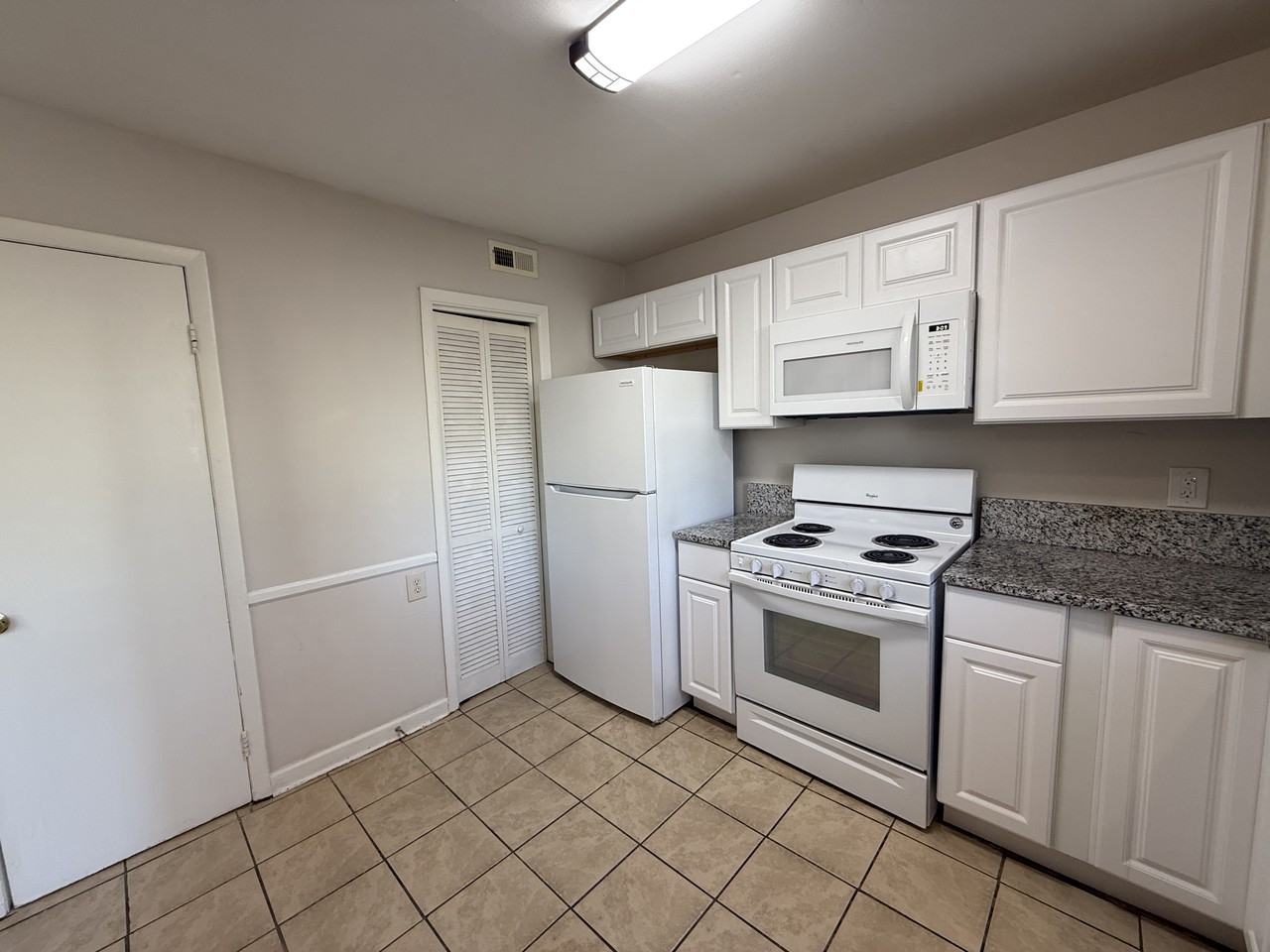 733 Bellows Avenue - Photo 6 of 24