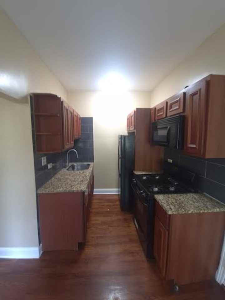 200 N Kenneth - Photo 3 of 5