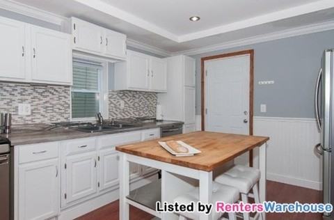 1578 7th St E - Photo 2 of 10