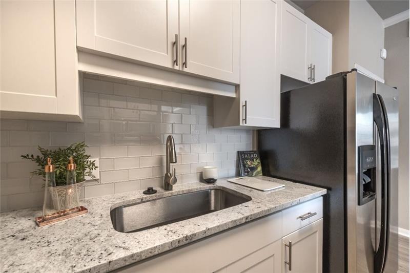 Ivan St #B3-2 - Photo 5 of 15