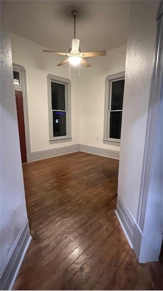 315 N Lumpkin St - Photo 3 of 24