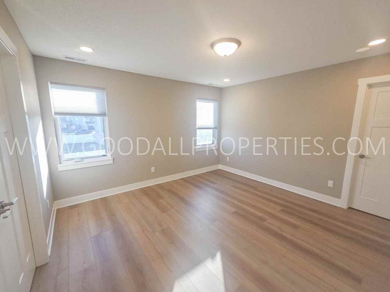 280 Nw Morgan Ct - Photo 7 of 20