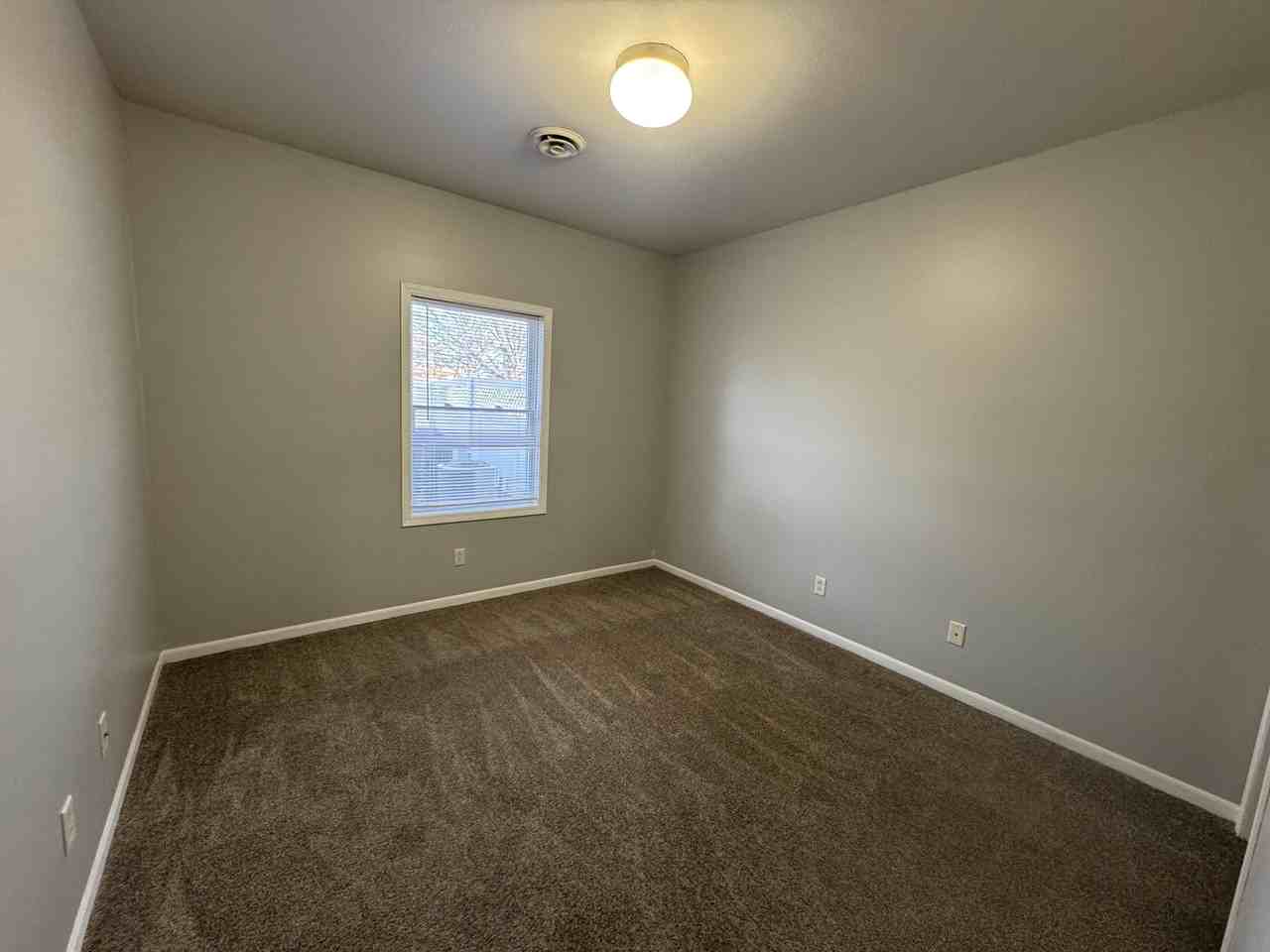 1400 North Avenue - Photo 4 of 10