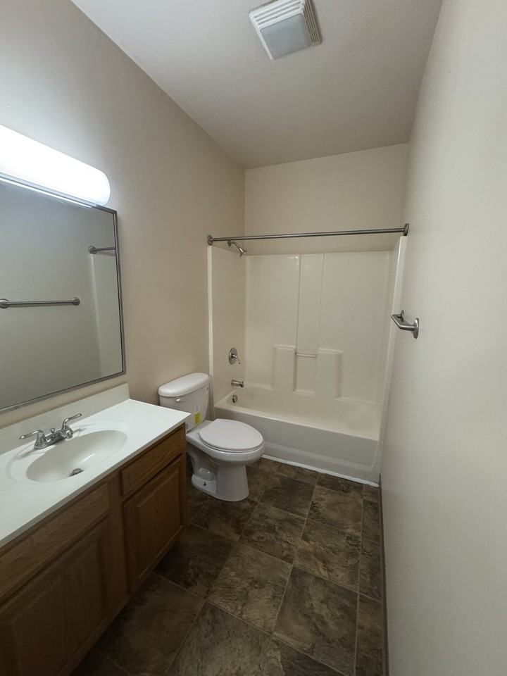 1400 North Avenue - Photo 5 of 50