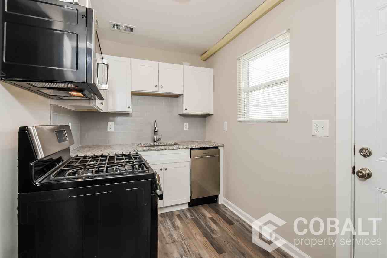 3586 Jackson St #B1 - Photo 2 of 20