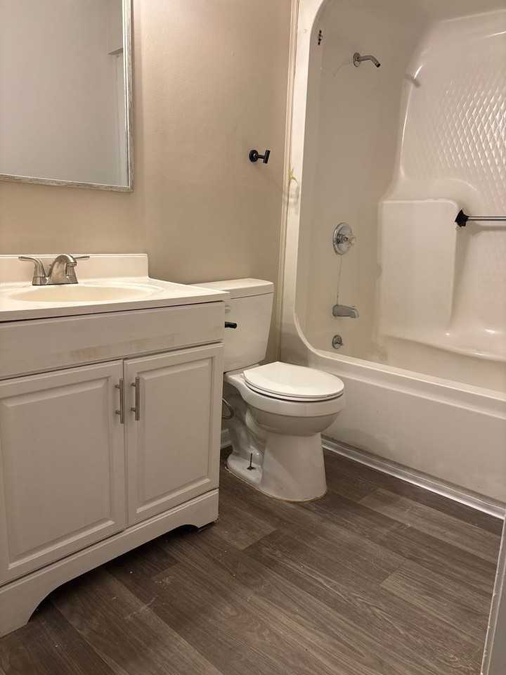 01857 - Photo 2 of 6