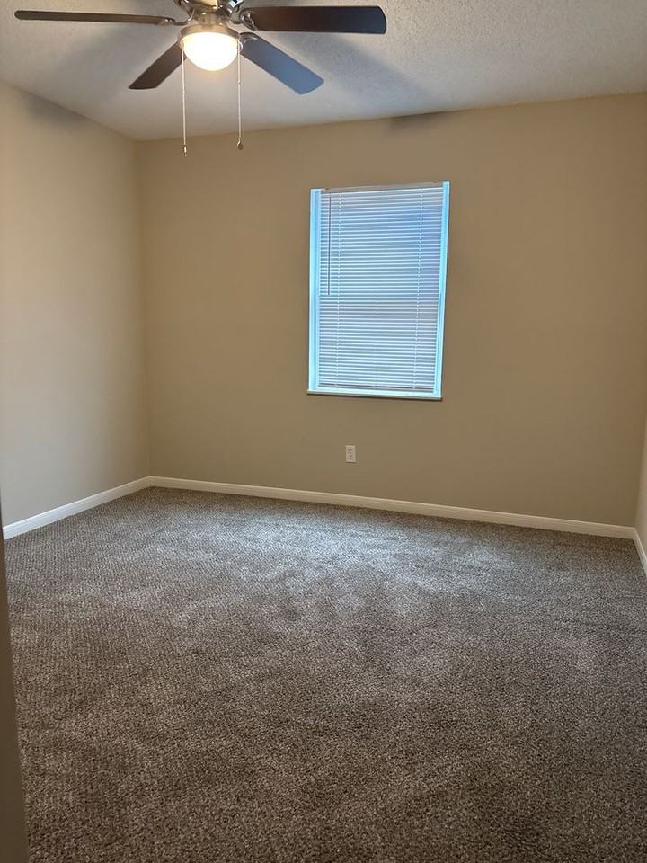 01857 - Photo 3 of 6