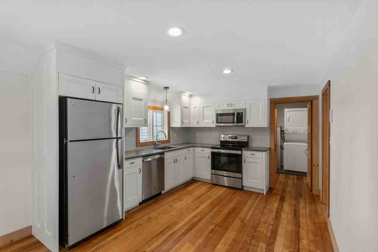 367 Church Street - Photo 6 of 34