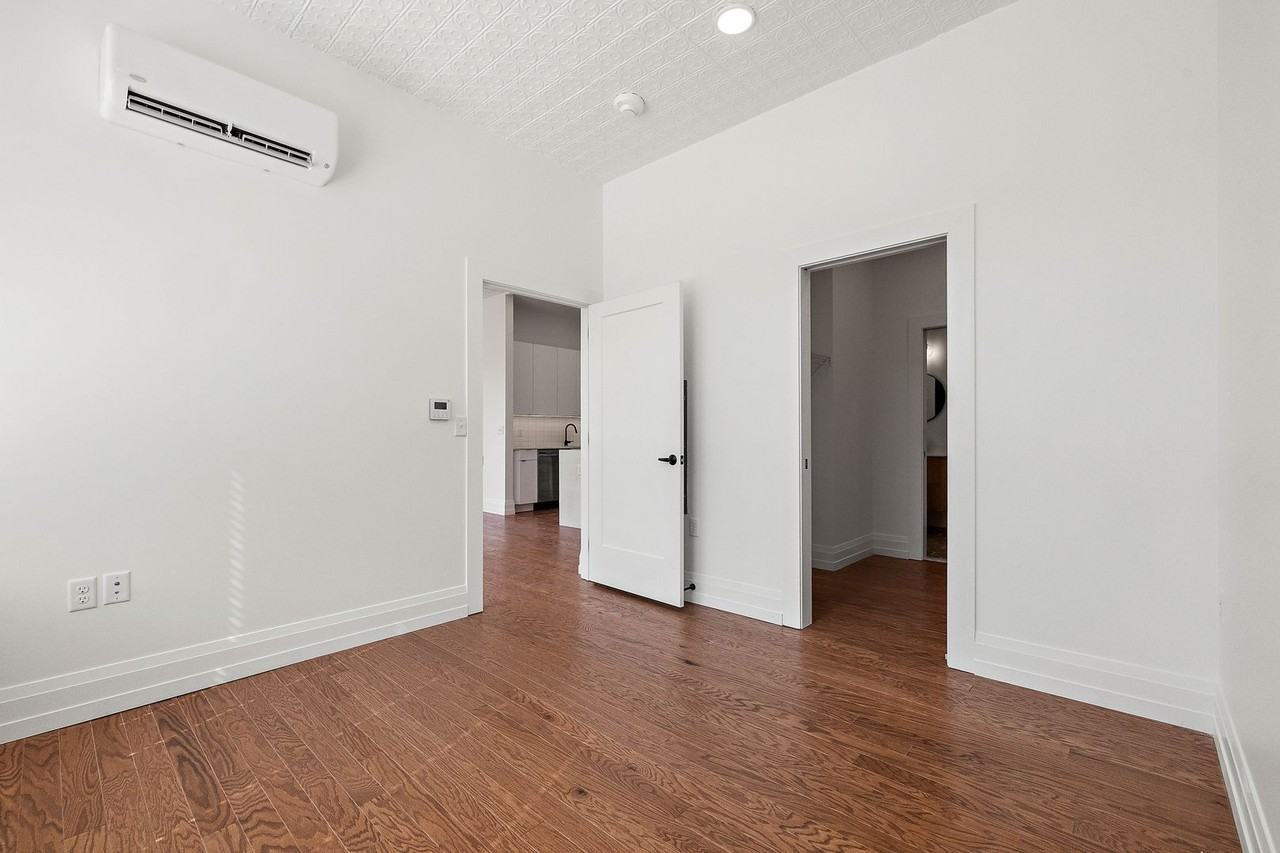 801 Market 8155 Master Tenant - Photo 3 of 25