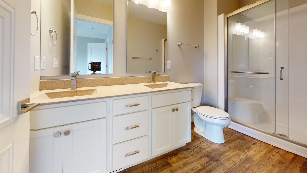 Short Street - Photo 7 of 50