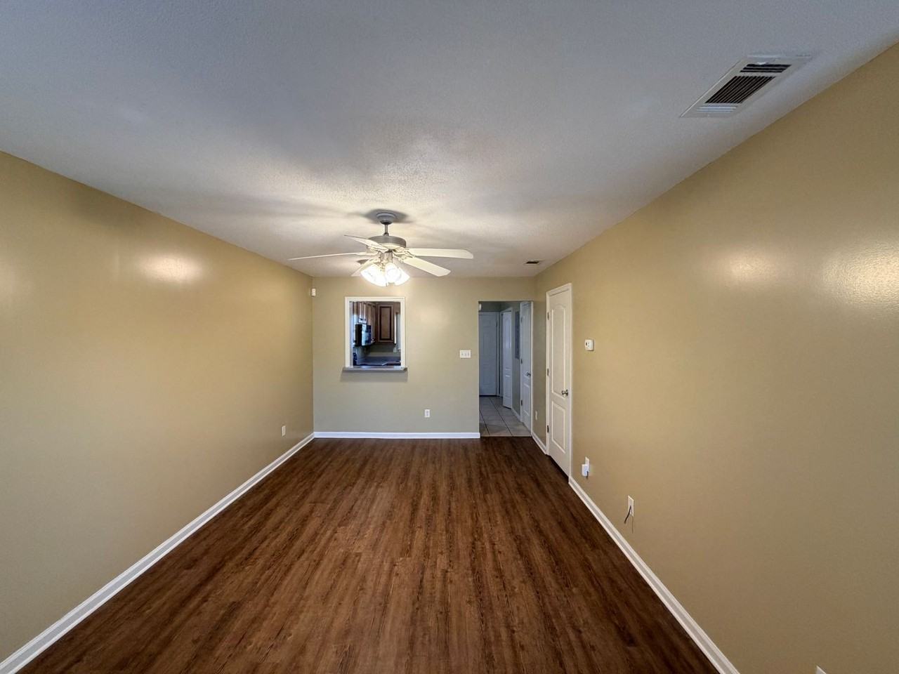 2709 Pineview Dr #A - Photo 3 of 24