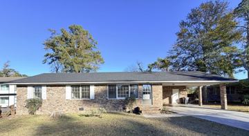 featured image of 4112 Oak Dr