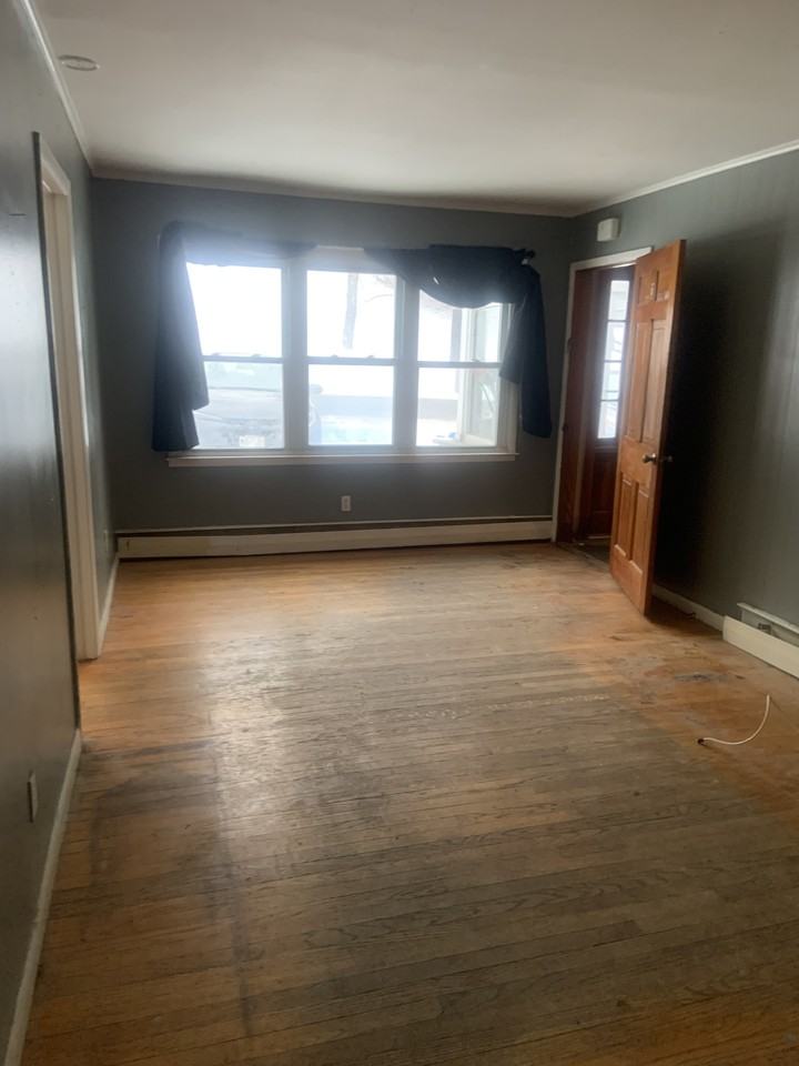 120 Delaware Ave - Photo 5 of 8