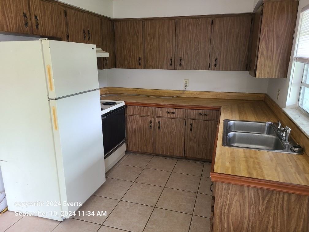 6532 West Norvell Bryant Highway - Photo 2 of 7