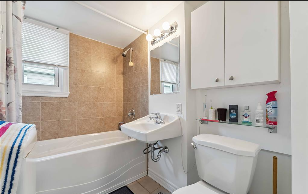 347 Shakespeare Street #B - Photo 3 of 11