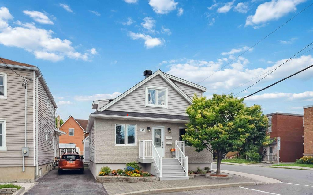 347 Shakespeare Street #B - Photo 5 of 11