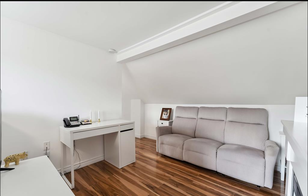 347 Shakespeare Street #B - Photo 6 of 11