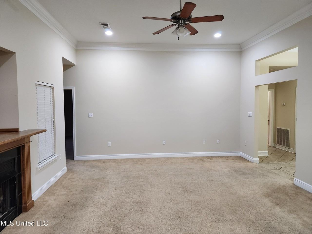 6320 Luckey Ln - Photo 3 of 12