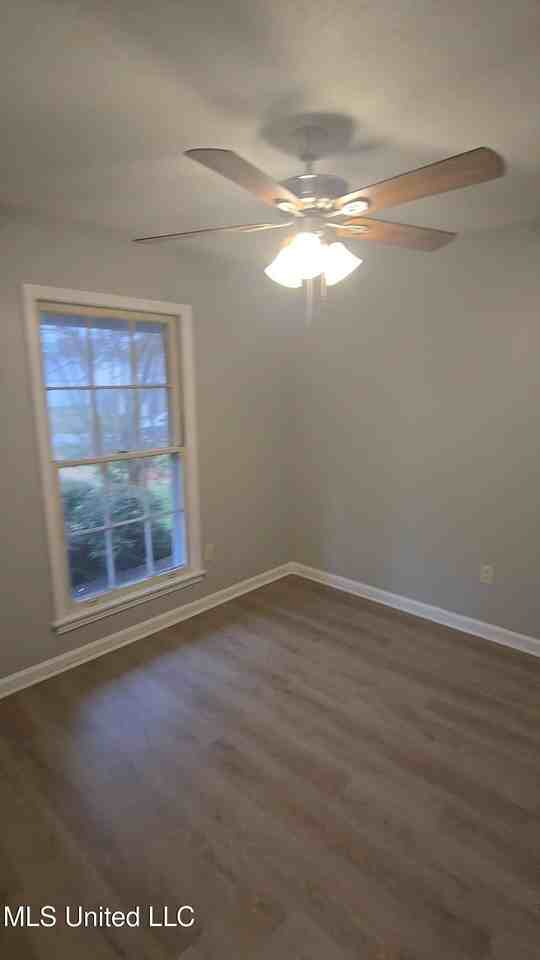 1650 Hickory Dr - Photo 6 of 13