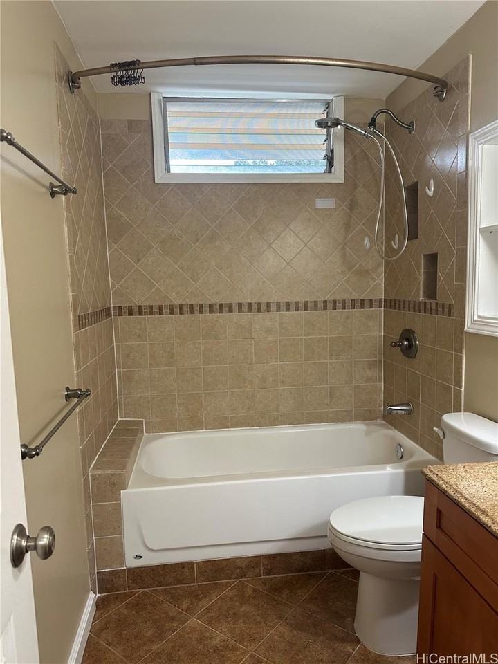 95-257 Waikalani Dr #B903 - Photo 7 of 25