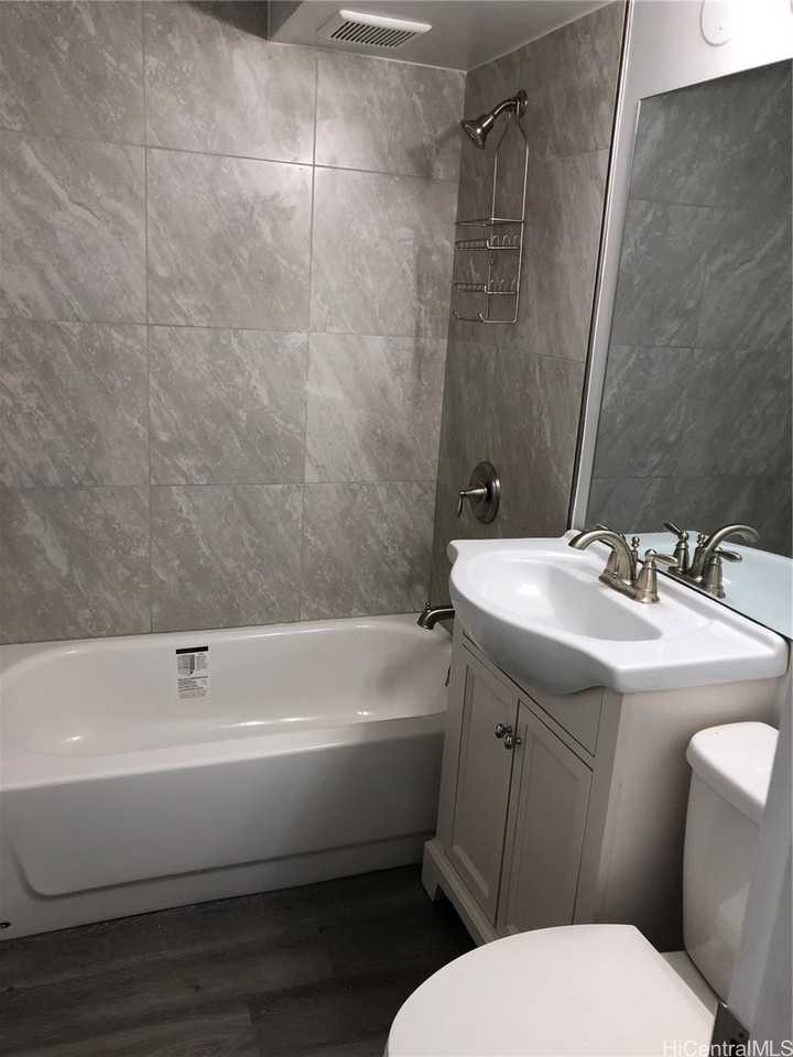 1427 Alexander St #103 - Photo 7 of 7